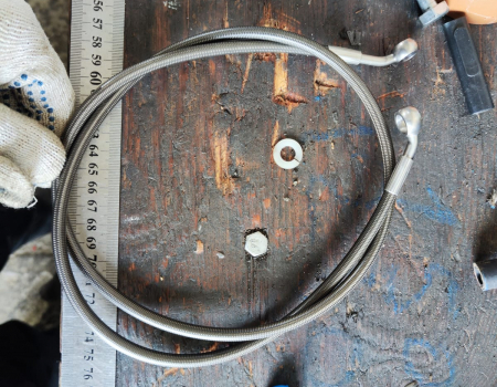 Преимущества армированных тормозных шлангов